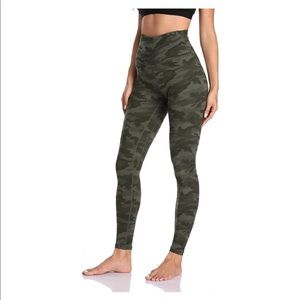 Women’s Green Camo Sports Leggings